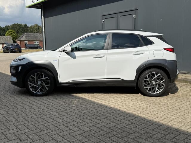 Hyundai Kona 1.6 GDI HEV Premium Trekhaak / Automaat / Leder / Stoelverwarming en ventilatie / All-Season banden / Camera / Keyless Entry&Go / Dealer onderhouden