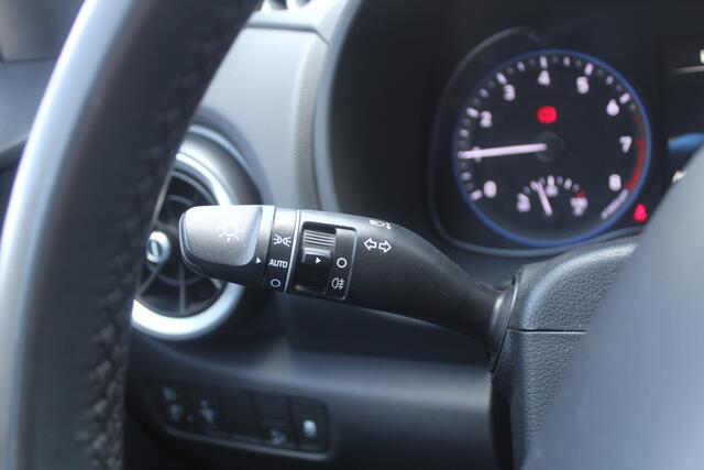 Hyundai Kona 1.0 T-GDI Comfort Apple Carplay/Android Auto, Dab, Cruise control, Airco, Dimlichten automatisch