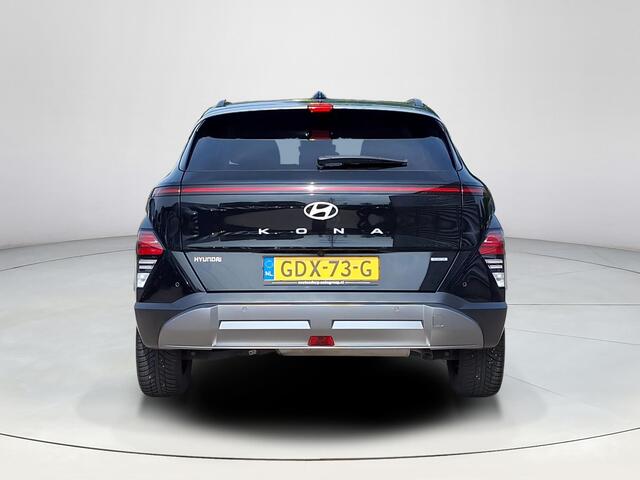 Hyundai Kona 1.6 GDI HEV Premium | Apple Carplay/Android Auto | Stoel/stuurverwarming | Elektrische achterklep | BOSE | 360 graden camera | Lederen bekleding | Elektrische verstelbare stoelen met geheugen |