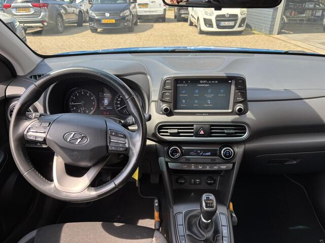 Hyundai Kona 1.0T Essence / Applecarplay/Androidauto / Airco / Navi / Camera /
