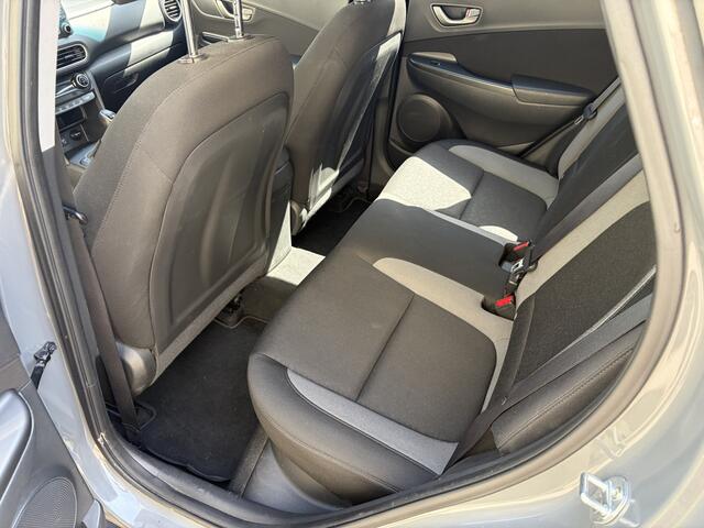 Hyundai Kona 1.0 T-GDI Comfort / NAVI / CRUISE / CLIMATE / 105dkm! NAP!