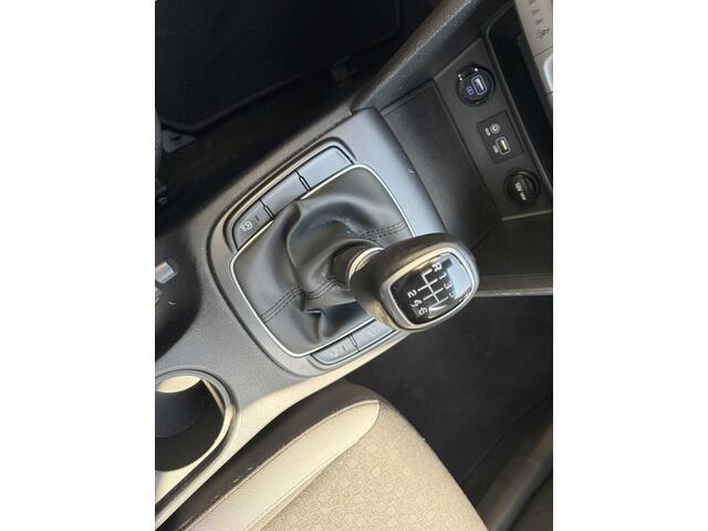 Hyundai Kona 1.0 T-GDI Comfort / NAVI / CRUISE / CLIMATE / 105dkm! NAP!