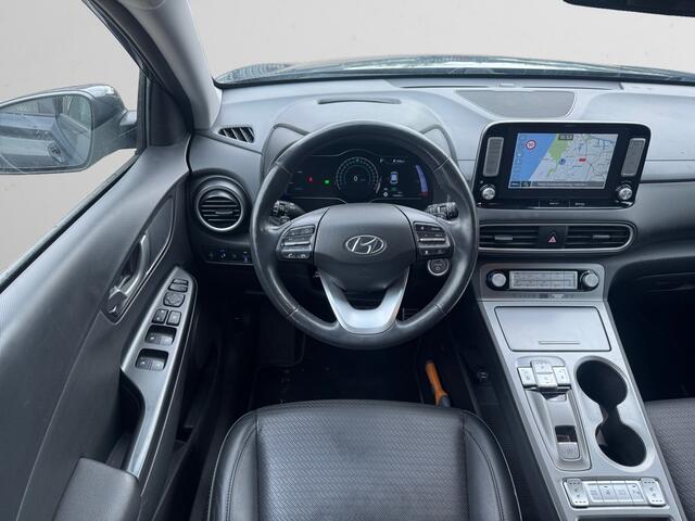 Hyundai Kona EV Premium+ 64 kWh- SOH 99%, Stuur/Stoelverwarming, Stoelventilatie, Xenon Led, Camera, Krell Audio, Park Assist