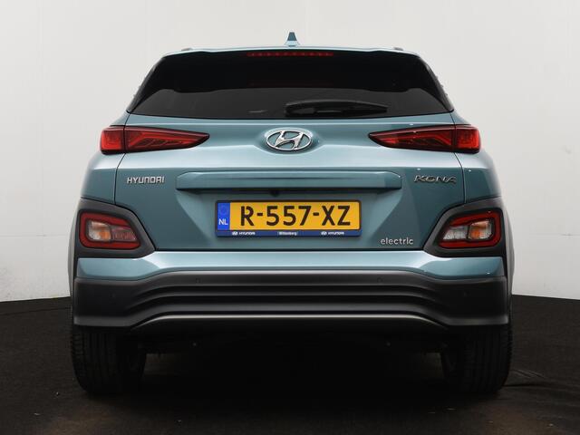Hyundai Kona Electric Fashion Design 64 kWh Outletdeal! | Warmtepomp | Navigatie | Adaptive Cruise Control