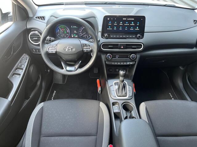 Hyundai Kona Fashion 1.6 GDI HEV 140pk | TREKHAAK | HUD | ADAPTIVE CRUISE | NAVI | KEYLESS ENTRY | CAMERA | CLIMA |