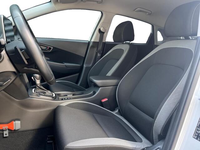 Hyundai Kona Fashion 1.6 GDI HEV 140pk | TREKHAAK | HUD | ADAPTIVE CRUISE | NAVI | KEYLESS ENTRY | CAMERA | CLIMA |
