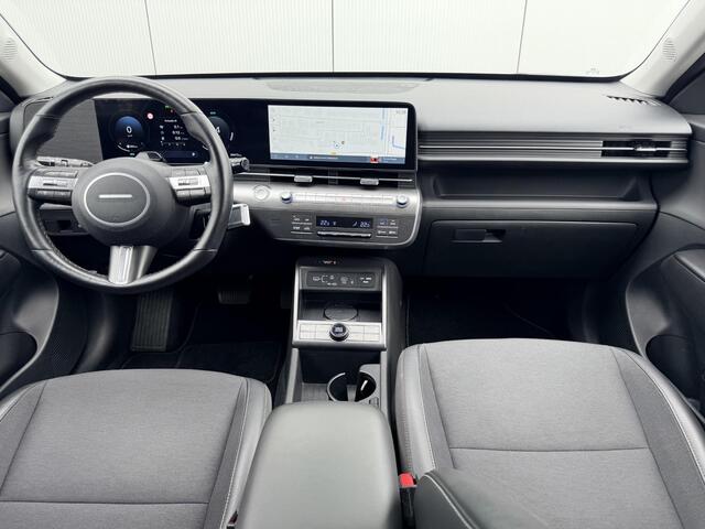 Hyundai Kona 1.6 GDI HEV Comfort Smart Automaat / Fabrieksgarantie tot 2-2030 / Stoel- & Stuurverwarming / Navigatie / Achteruitrijcamera / Adaptive Cruise Control / Climate Control / LED Verlichting /