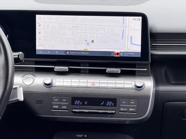 Hyundai Kona 1.6 GDI HEV Comfort Smart Automaat / Fabrieksgarantie tot 2-2030 / Stoel- & Stuurverwarming / Navigatie / Achteruitrijcamera / Adaptive Cruise Control / Climate Control / LED Verlichting /