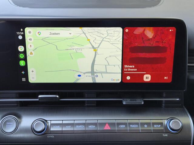 Hyundai Kona 1.6 GDI HEV Comfort / Trekgewicht 1300 kg / Apple Carplay Android Auto / Achteruitrijcamera / Keyless Entry/Start / Adaptief cruise control / Climate control / Parkeersensoren voor en achter / Lichtmetalen wielen 16" /