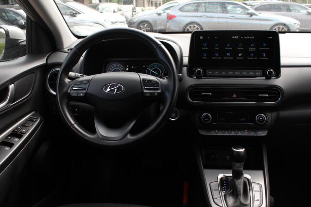 Hyundai Kona 1.6 GDI HEV Fashion / Trekhaak / Camera / Head-up / KRELL Audio / Half Leder / 16'' / CarPay / Dodehoek / DAB / Cruise Control