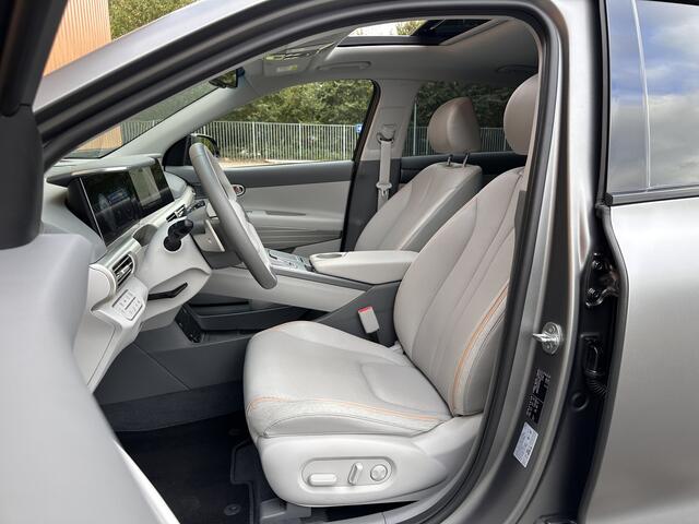 Hyundai NEXO FCEV Plus Pack | Matt Grijs | Panoramadak | 360° Camera | Stoelventilatie | Stuurwiel Verwarming | Krell Audio | Achterbank Verwarming | Dodehoek Sensor | Lane Assist | DAB |