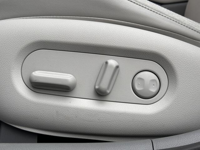 Hyundai NEXO FCEV Plus Pack | Matt Grijs | Panoramadak | 360° Camera | Stoelventilatie | Stuurwiel Verwarming | Krell Audio | Achterbank Verwarming | Dodehoek Sensor | Lane Assist | DAB |