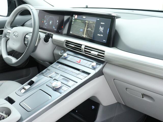 Hyundai NEXO Plus Pack FCEV Waterstof 163PK / Navigatie / Pano-schuifdak / Leder / LED / Pdc+Camera / Apk 11-2026