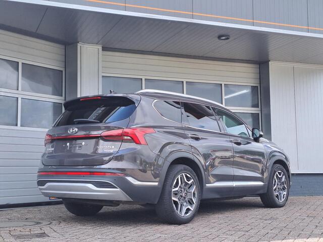 Hyundai SANTA FE 1.6 T-GDI HEV Premium Sky 7-Persoons, Panoramadak, Stoelventilatie, 360° Camera, Volleder, Memory