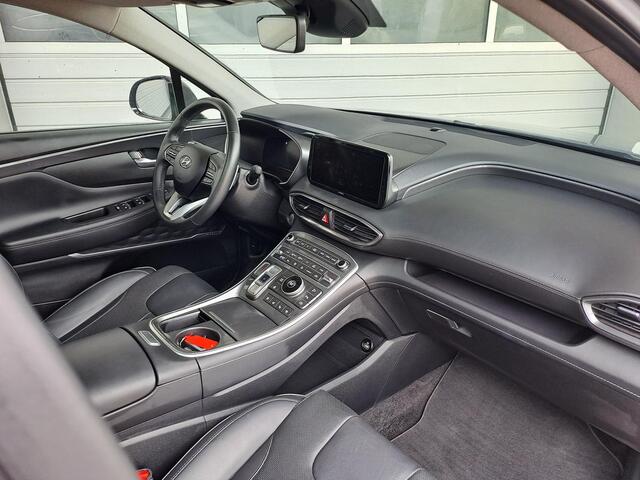 Hyundai SANTA FE 1.6 T-GDI HEV Premium Sky 7-Persoons, Panoramadak, Stoelventilatie, 360° Camera, Volleder, Memory