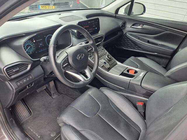 Hyundai SANTA FE 1.6 T-GDI HEV Premium Sky 7-Persoons, Panoramadak, Stoelventilatie, 360° Camera, Volleder, Memory