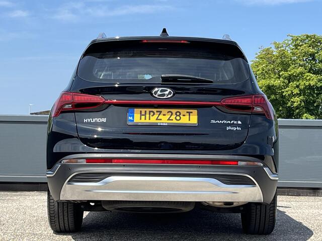 Hyundai SANTA FE 1.6 T-GDI PHEV 265 PK Comfort Smart 7p. | 7-Persoons | Vol lederen bekleding | Full map Navi & Multimedia Apple Carplay / Android Auto |