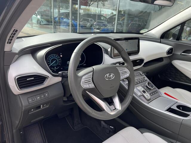 Hyundai SANTA FE 1.6 T-GDI PHEV Premium Plus Sky 7p. | Panoramadak | Trekhaak | Adaptieve cruise control