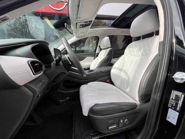 Hyundai SANTA FE 1.6 T-GDI PHEV Premium Plus Sky 7p. | Panoramadak | Trekhaak | Adaptieve cruise control