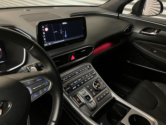 Hyundai SANTA FE 1.6 T-GDI PHEV PREMIUM/7 PERS/LEER/360 CAM/HEAD-UP/ENZ