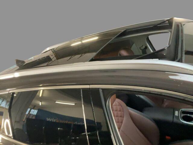 Hyundai SANTA FE 1.6 T-GDI PHEV Premium Plus Sky | Panoramadak | Complete historie | Vol leder | Comfortstoelen voorin (inclusief ventilatie / stoelverwarming) | Achteruitrijcamera | Vierwielaandrijving | Geuheugenstoelen