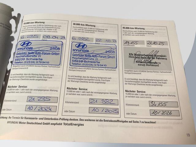 Hyundai SANTA FE 1.6 T-GDI PHEV Premium Plus Sky | Panoramadak | Complete historie | Vol leder | Comfortstoelen voorin (inclusief ventilatie / stoelverwarming) | Achteruitrijcamera | Vierwielaandrijving | Geuheugenstoelen