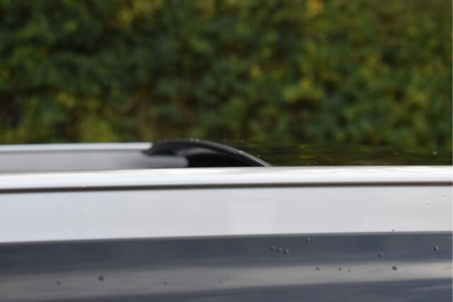 Hyundai SANTA FE 1.6 T-GDI PHEV Premium Plus Sky 265 pk | Zeer vol | Afn.trekhaak | Pano.dak | Keyless | HUD | Leder | Stoelventilatie | 360 gr.camera | Historie