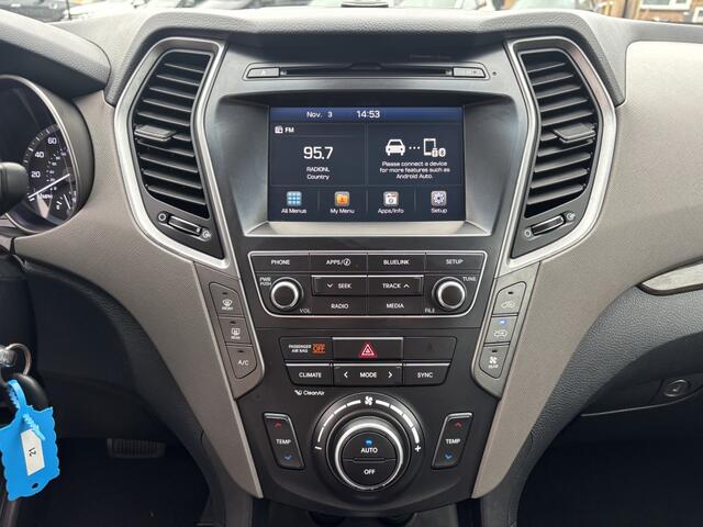 Hyundai SANTA FE 3.3 V6 2017 Benzine 7-Persoons Automaat Voyager Routan