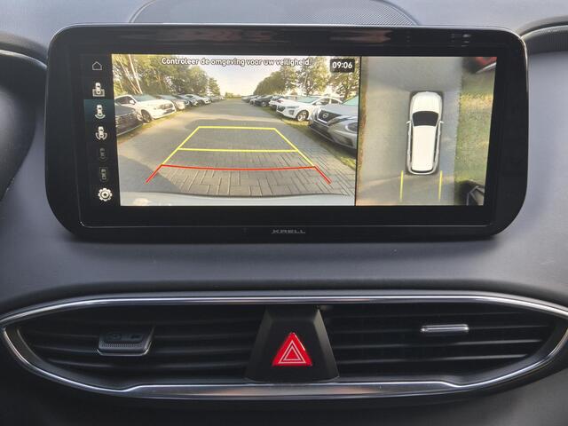 Hyundai SANTA FE 1.6 T-GDI PHEV Plug-in Premium Automaat / HUD / trekhaak 1.350 kg / Elektrische achterklep / Stuur-,Stoel en Achterbankverwarming / Adaptief CC / Stoelventilatie / Rondomzicht camera /
