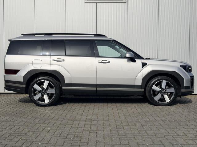 Hyundai SANTA FE 1.6 T-GDI PHEV Comfort Smart 4WD 7p. Automaat / 7 Persoons / Adaptive Cruise Control / Elek. Stoelen Voor / Stoel- & Stuurverwarming / Keyless / Elek. Achterklep / Achteruitrijcamera /