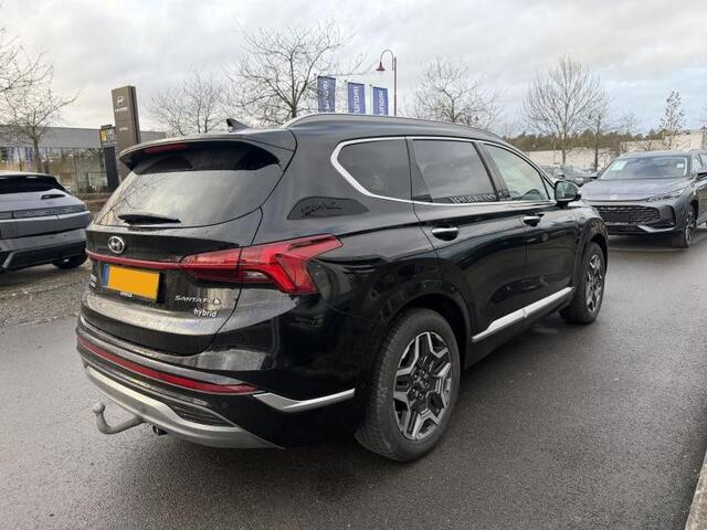 Hyundai SANTA FE 1.6 T-GDI HEV PREMIUM SKY AUT. Trekhaak | Pano | Leder | Stoelventilatie