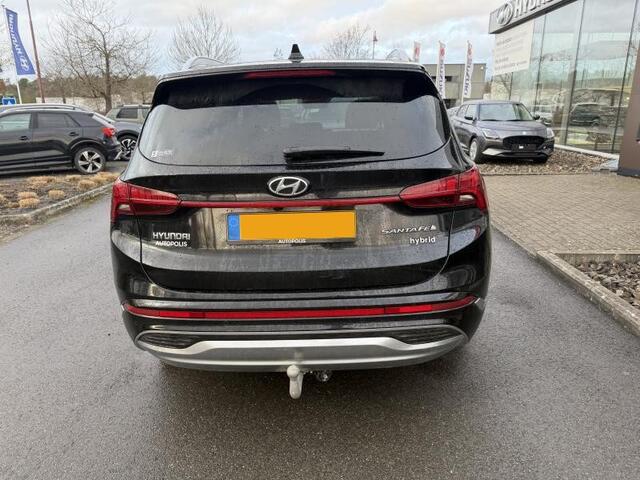 Hyundai SANTA FE 1.6 T-GDI HEV PREMIUM SKY AUT. Trekhaak | Pano | Leder | Stoelventilatie