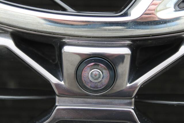 Hyundai SANTA FE 2.4 GDI Premium | Incl. 12 maanden garantie | 7. persoons | Apple carplay/Android auto | Cruise control | Schuif/kantel dak | 360° camera | Elektrisch verstelbare voorstoelen | Afneembare trekhaak |