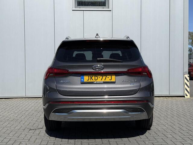 Hyundai SANTA FE 1.6 T-GDI PHEV Plug-in Premium Automaat / AWD / Fabrieksgarantie tot 1/7/2027 / Dealer onderhouden / EAER 58km / Apple Carplay Android Auto / Adaptief CC / Achteruitrijcamera / Stuur- Stoel en Achterbankverwarming / Elektrische achterklep / Trekgewicht 1