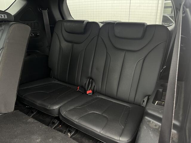 Hyundai SANTA FE 1.6 T-GDI PHEV Comfort Smart 7-Persoons Trekhaak, Volleder, ACC, Apple CarPlay / Android Auto