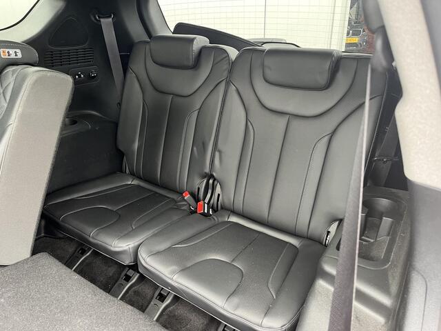 Hyundai SANTA FE 1.6 T-GDI HEV Premium Sky, 7-Persoons, Panoramadak, 360Camera, Memory, Ventilatiestoelen