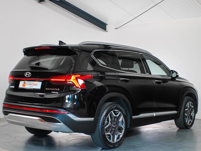 Hyundai SANTA FE 1.6 T-GDI HEV Premium Sky 7-Persoons Panoramadak, 360Camera, Memory, Ventilatiestoelen