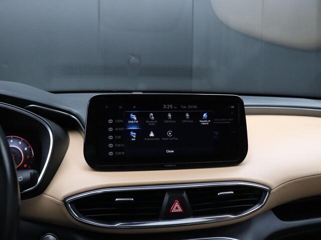 Hyundai SANTA FE 1.6 T-GDI PHEV Comfort Smart Sky | LEDER | PANO-DAK | TREKHAAK | KRELL AUDIO | CAMERA | STOEL/STUURVERW. | ADAPT. CRUISE |