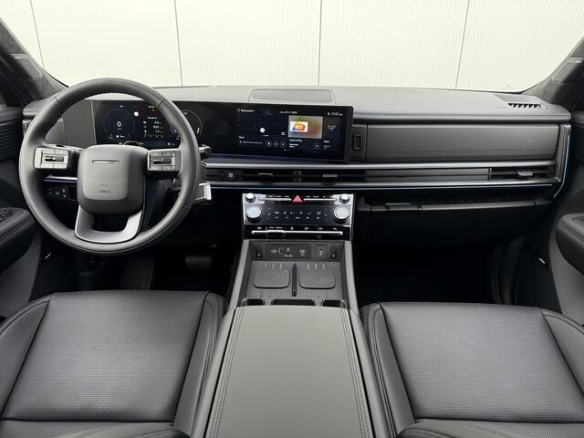 Hyundai SANTA FE 1.6 T-GDI PHEV Black Line 4WD 7p / ¤5.000,- inruilvoordeel / 1.700kg Trekgewicht / Navigatie / Apple & Android carplay / Airco / Achteruitrijcamera /