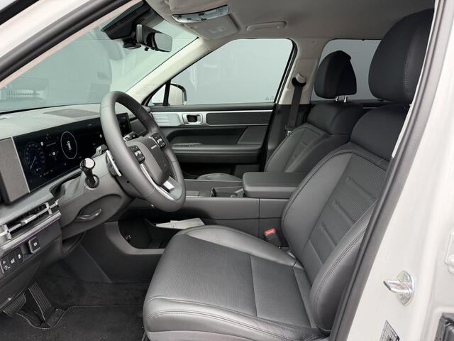 Hyundai SANTA FE 1.6 T-GDI HEV Premium 7p / Ledere Bekleding / 7 Persoons / Vol Uitgerust met Opties / Adaptive Cruise / Elektrische Stoelen met Memory /
