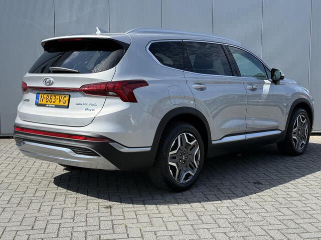 Hyundai SANTA FE 1.6 T-GDI PHEV Premium 7p. / 1e eig / Dealer onderhouden / Leder / 7 Pers. / Stoelventilatie / All Season /