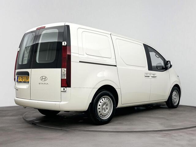 Hyundai Staria 1.6 T-GDI HEV | 2 Schuifdeuren | Navigatie | Camera | Adaptive cruise | Xenon | Parkeersensoren |