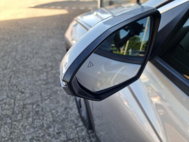 Hyundai TUCSON 1.6 T-GDI HEV PREMIUM/TREKHAAK/360CAMERA