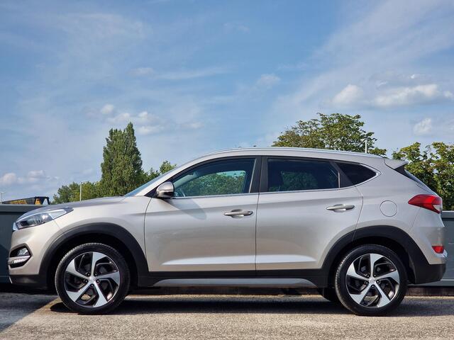 Hyundai TUCSON 1.6 GDi 130 PK Comfort | Trekhaak afneembaar | Achteruitrijcamera | 19'' Bi-color lmv | Climate control |