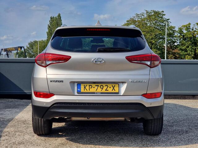 Hyundai TUCSON 1.6 GDi 130 PK Comfort | Trekhaak afneembaar | Achteruitrijcamera | 19'' Bi-color lmv | Climate control |