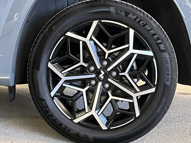Hyundai TUCSON 1.6 T-GDI HEV N Line Sportieve uitvoering!!