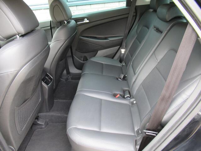 Hyundai TUCSON 1.6 T-GDI 177 PK Automaat 2e eigen | dealer onderh | Leder | tr.haak | navi | 19"inch