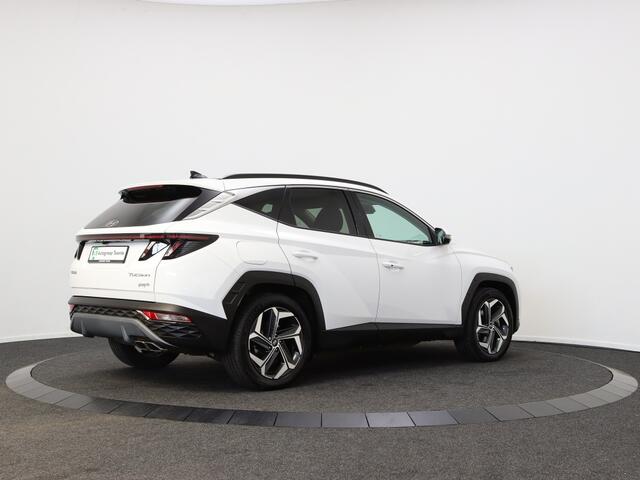 Hyundai TUCSON 1.6 T-GDI PHEV PrSky | Panoramadak | Navigatie | Parkeersensoren