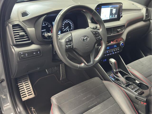 Hyundai TUCSON 1.6 T-GDI N-LINE NAVIGATIE CRUISE CONTROL STOELVERWARMING APPLE CARPLAY/ANDROID ACHTERUITRIJCAMERA RIJSTROOKSENSOREN ZEER MOOI !! 3010