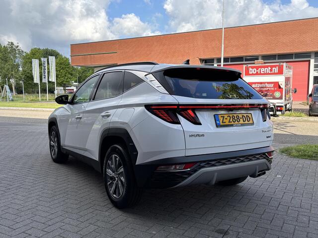 Hyundai TUCSON 1.6 T-GDI HEV Comfort Smart | Navigatie | Camera | Apple Carplay/Android Auto | Stuur- + Stoelverwarming | Elek. Achterklep | Rijklaarprijs!